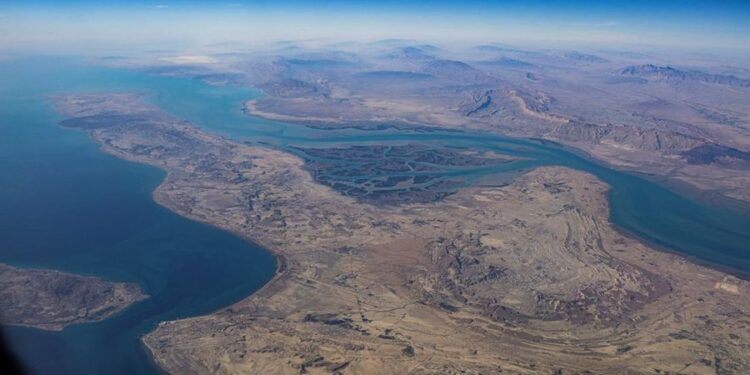 Kapal Tanker Kuwait Diserang