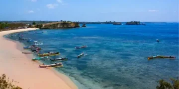 Wisata Pantai Pink Lombok